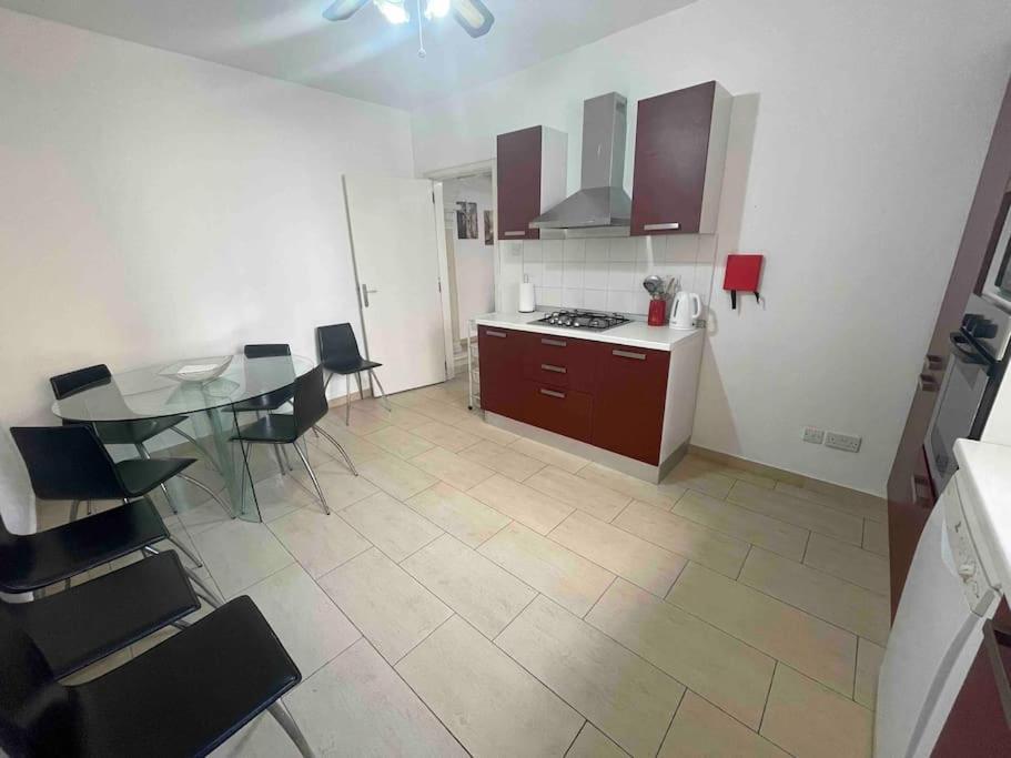 Gzira / Sliema Wifi & Ac ! Great Value & Location Apartment Екстериор снимка